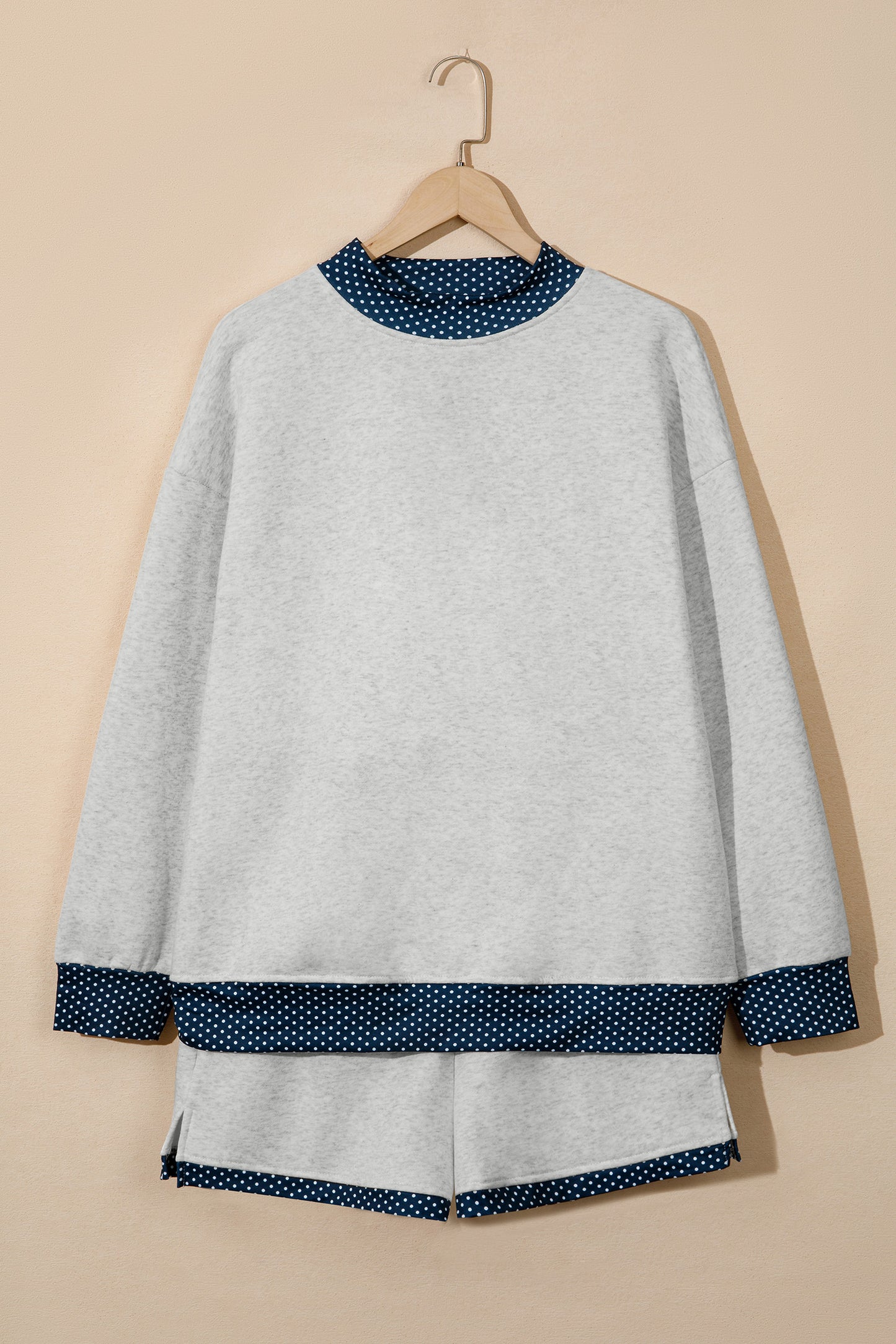 Light Grey Polka Dot Patchwork Mock Neck Pullover Casual Shorts Set
