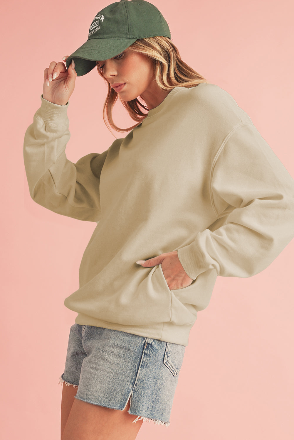 White Solid Loose Crew Neck Fleece Sweatshirt