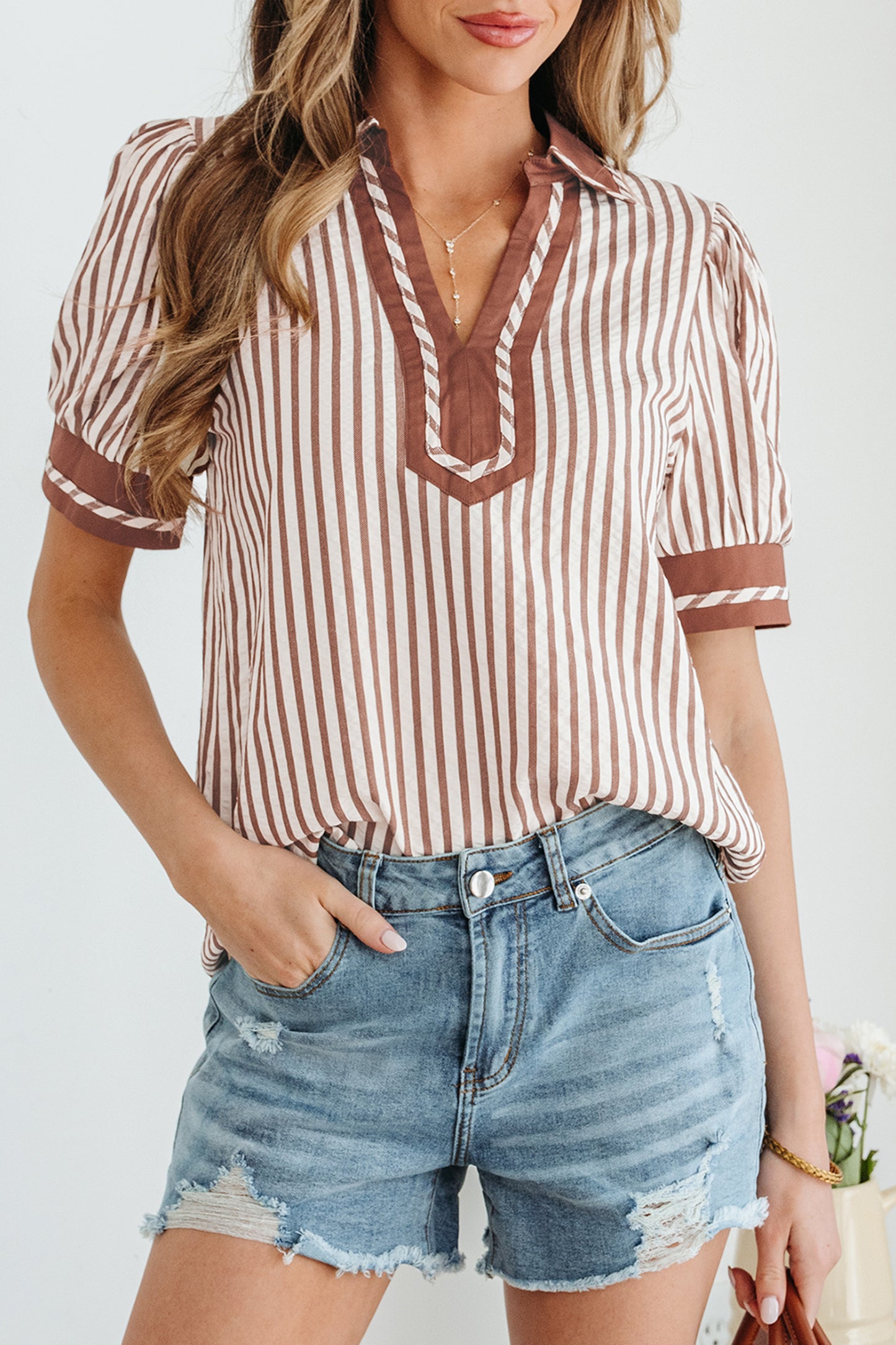 Black Stripe Collared Split Neck Short Bubble Sleeve Blouse