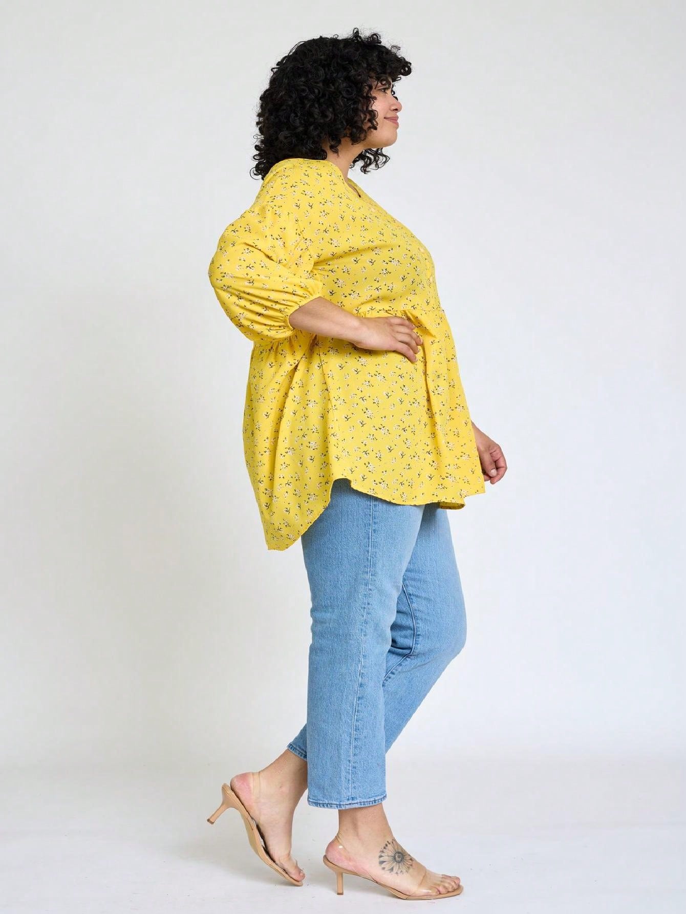 Summer/Spring Ditsy Floral Patch Work Bishop Lantern Sleeve Crew Neck Cute Baby Doll Top Blouse With Button Accent Breathable, Plus Extended Size