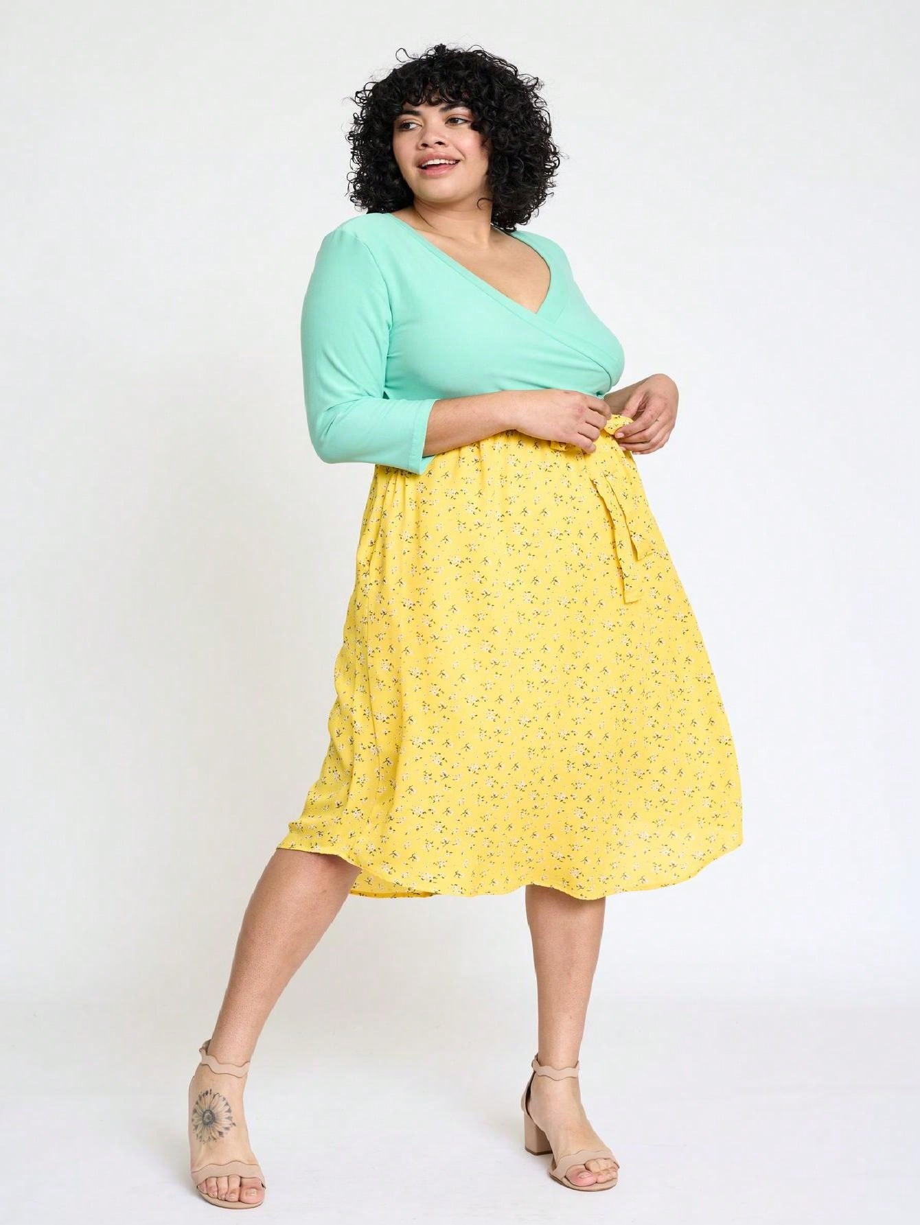 Contrast Surplice Ditsy Floral Midi Dress With Sash | 2 Colors | S-3X