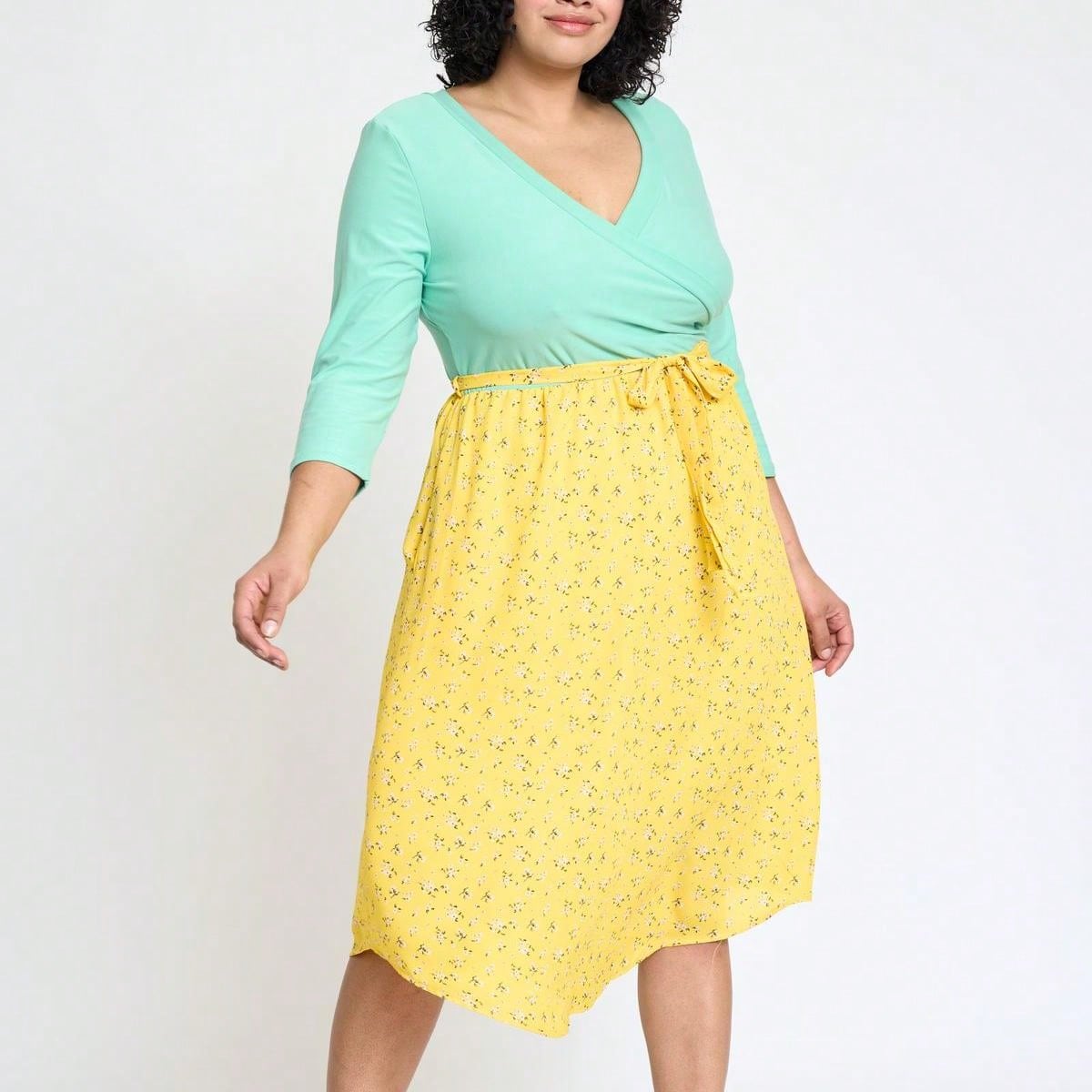 Contrast Surplice Ditsy Floral Midi Dress With Sash | 2 Colors | S-3X