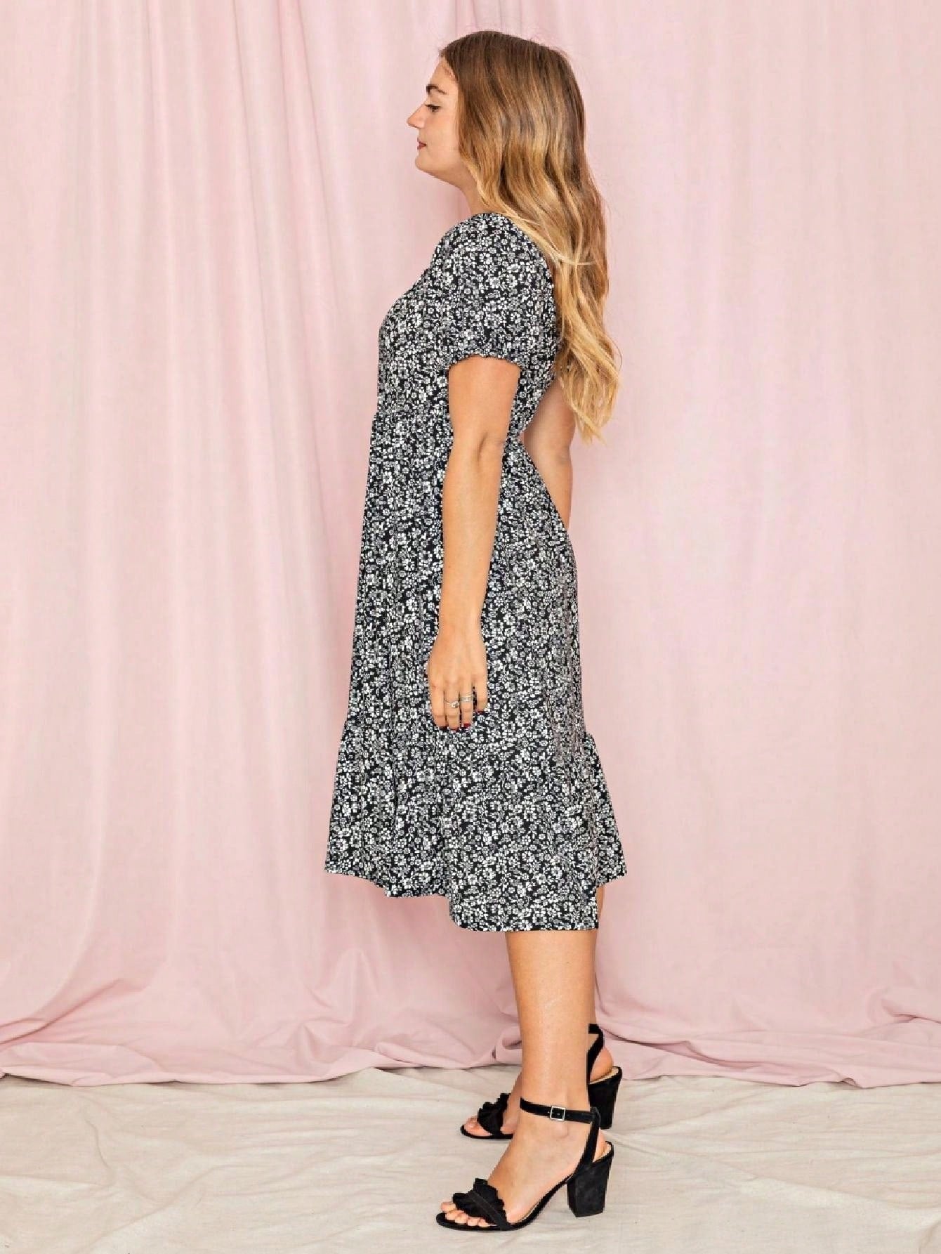Boho Retro Ditsy Floral Flutter Puff Sleeve Square Neck Tiered Ruffle Tea Midi Length Classic Bridgerton Dress