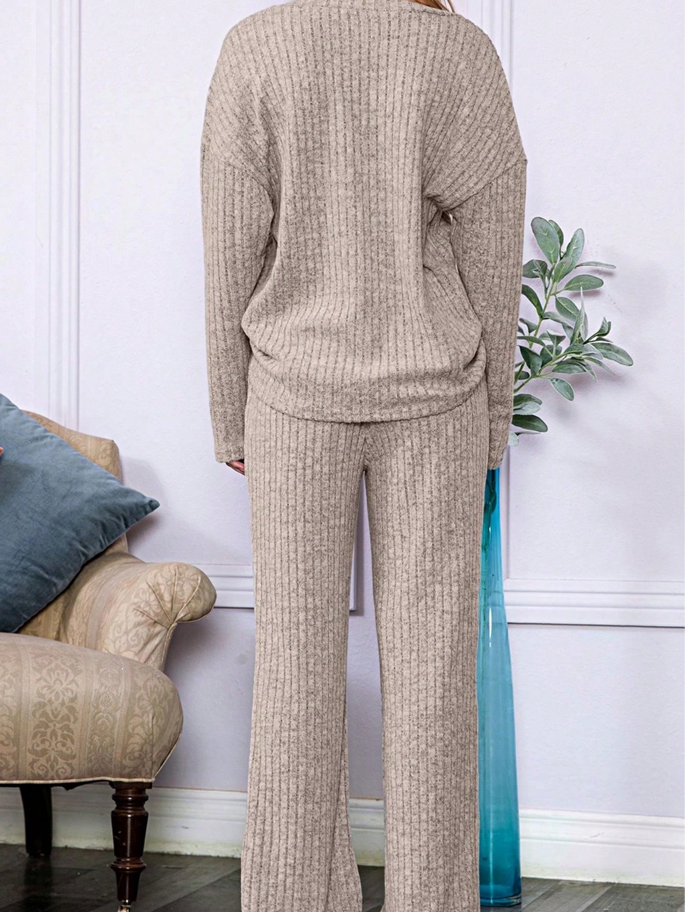 Boho Retro 60's Viscose Ribbed Knit Drop Shoulder Dolman V Neck Top & Pants Loungewear Set