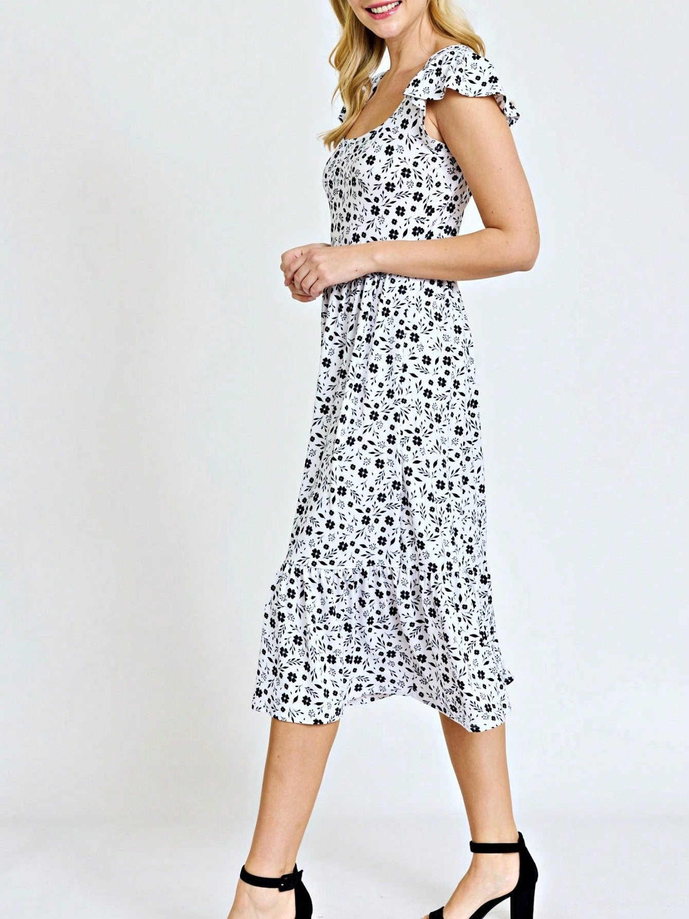 Boho Retro Ditsy Floral Flutter Puff Sleeve Square Neck Tiered Ruffle Tea Midi Length Classic Bridgerton Dress