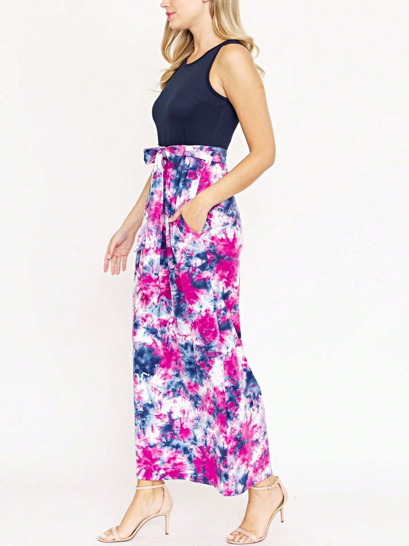 Elegant Floral Maxi Dress With Plunging Neckline Short Sleeve Surplice Sash Versatile Summer Dress For Women
