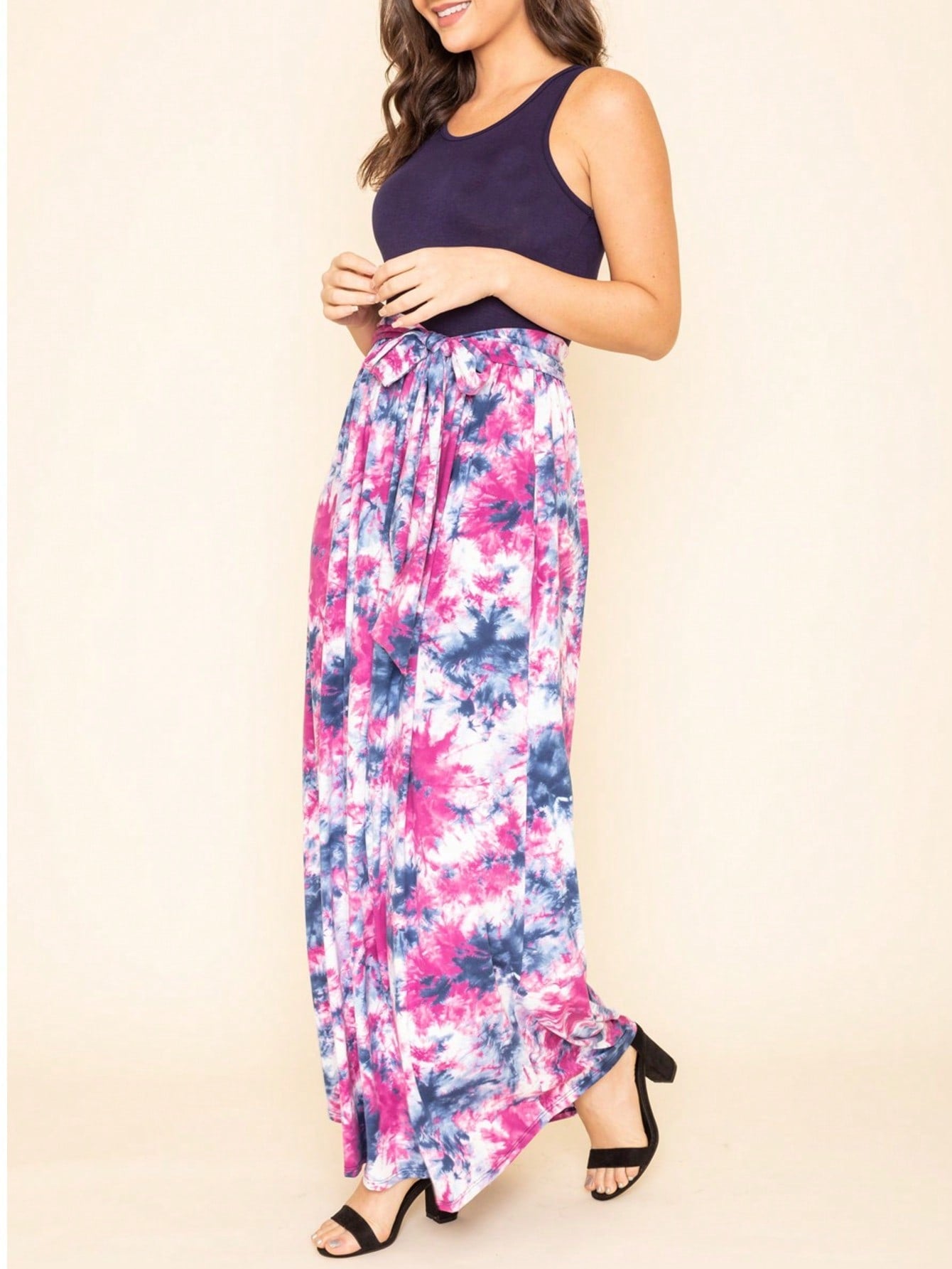 Elegant Floral Maxi Dress With Plunging Neckline Short Sleeve Surplice Sash Versatile Summer Dress For Women