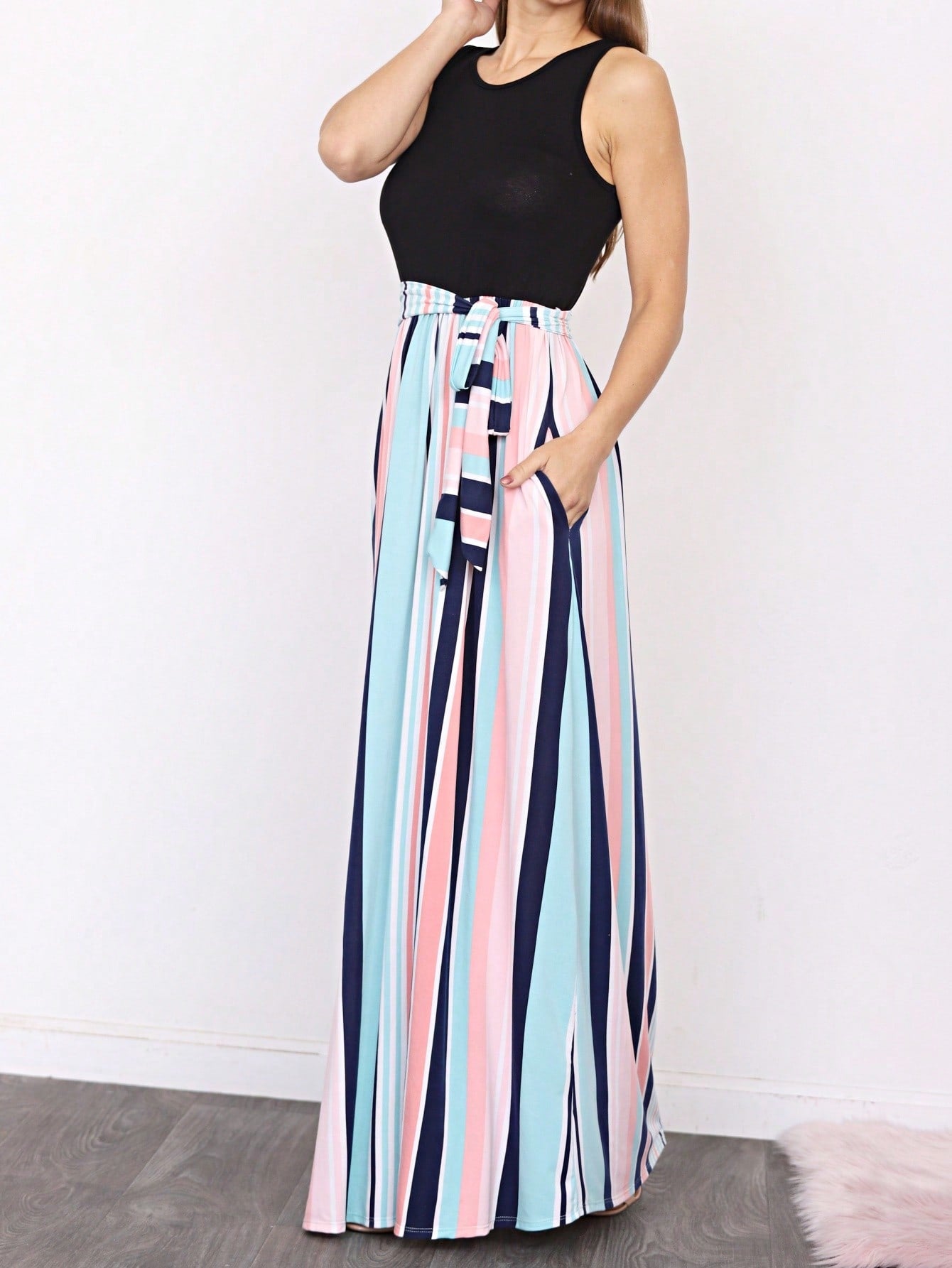 Elegant Floral Maxi Dress With Plunging Neckline Short Sleeve Surplice Sash Versatile Summer Dress For Women
