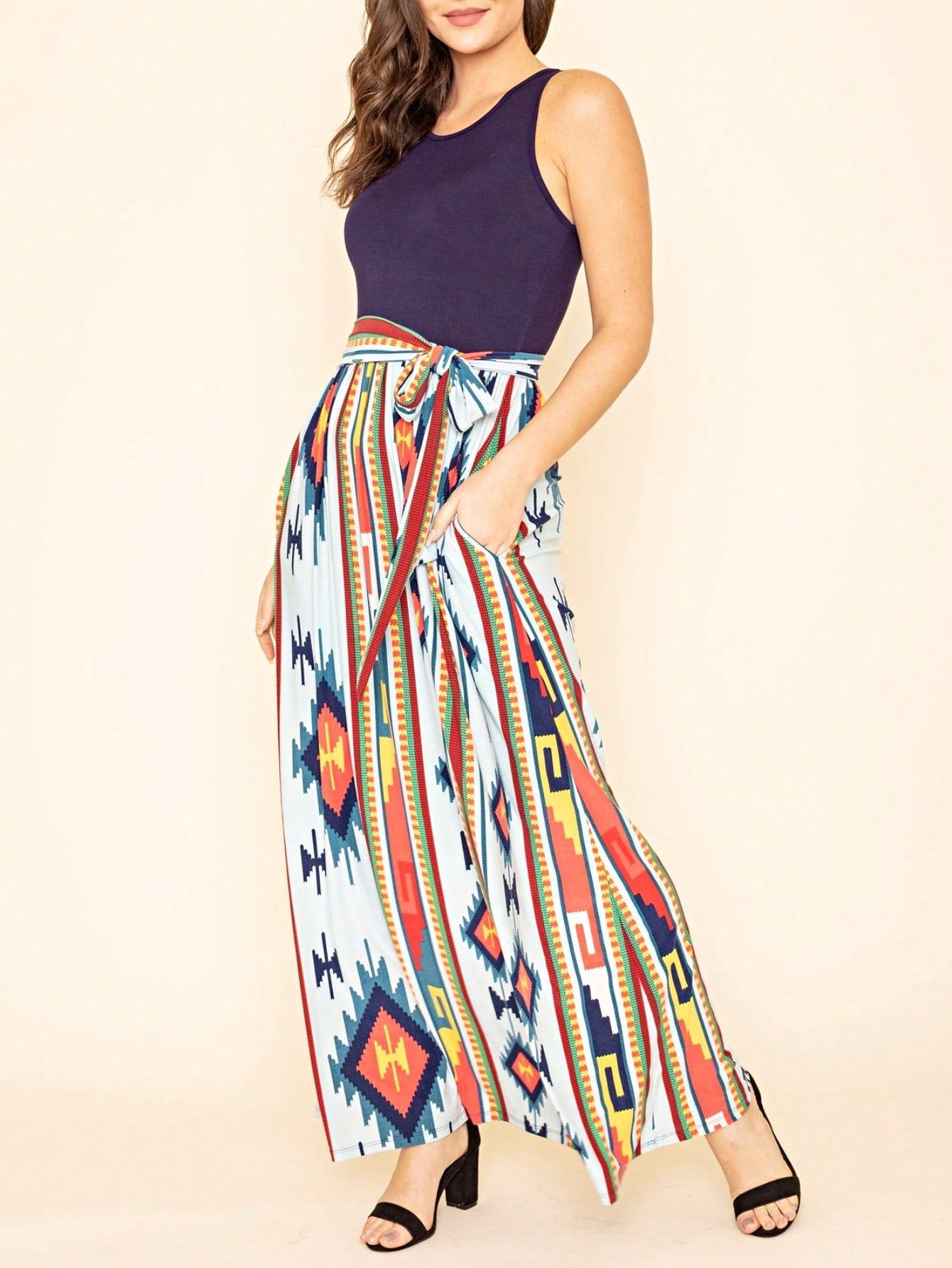 Elegant Floral Maxi Dress With Plunging Neckline Short Sleeve Surplice Sash Versatile Summer Dress For Women