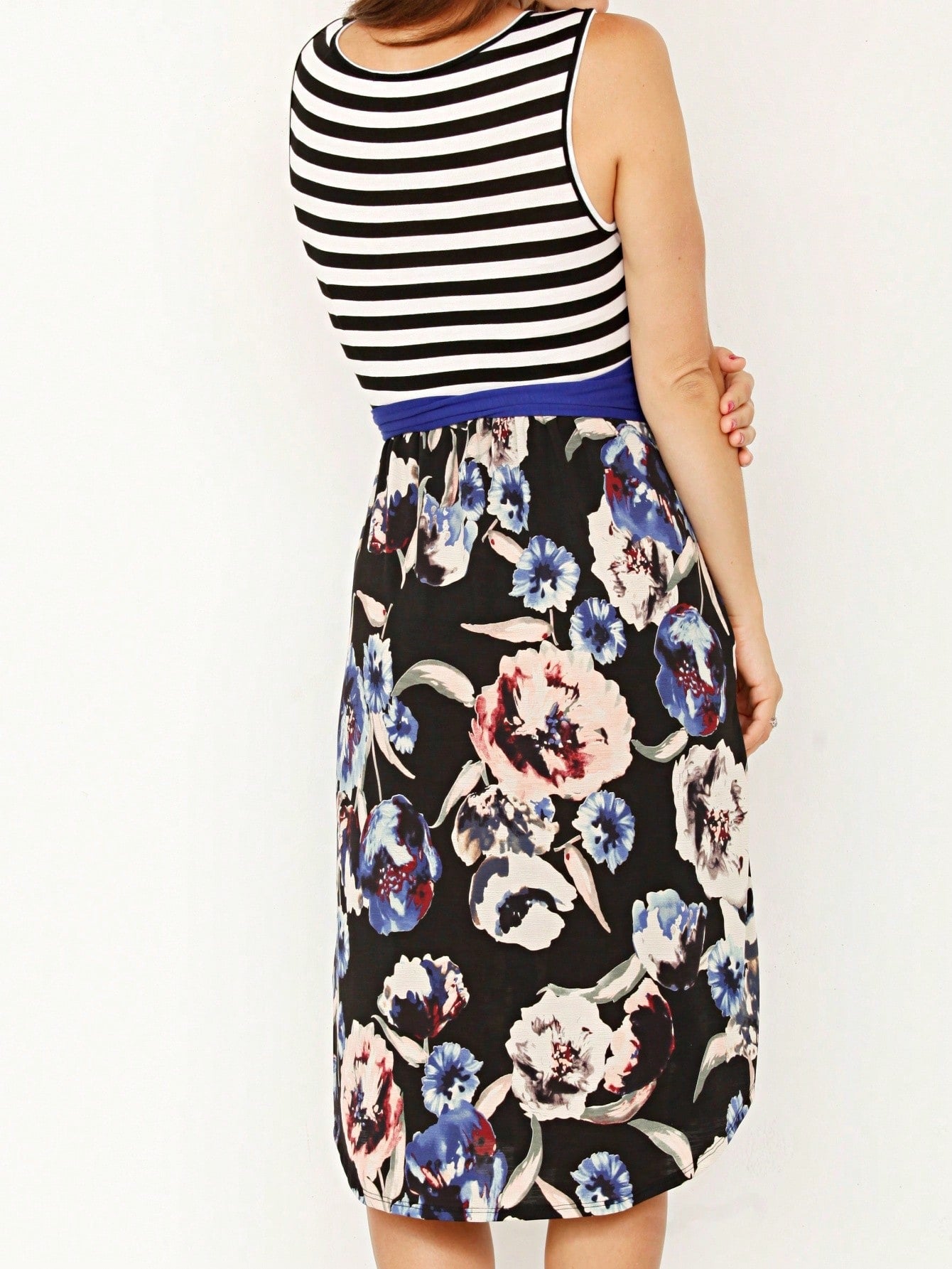 Contrast Surplice Ditsy Floral Midi Dress With Sash | 2 Colors | S-3X