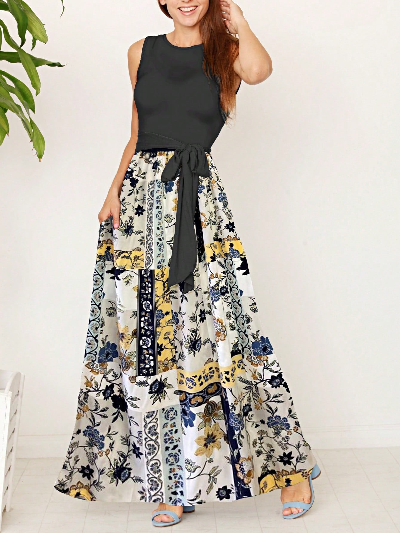 Elegant Floral Maxi Dress With Plunging Neckline Short Sleeve Surplice Sash Versatile Summer Dress For Women