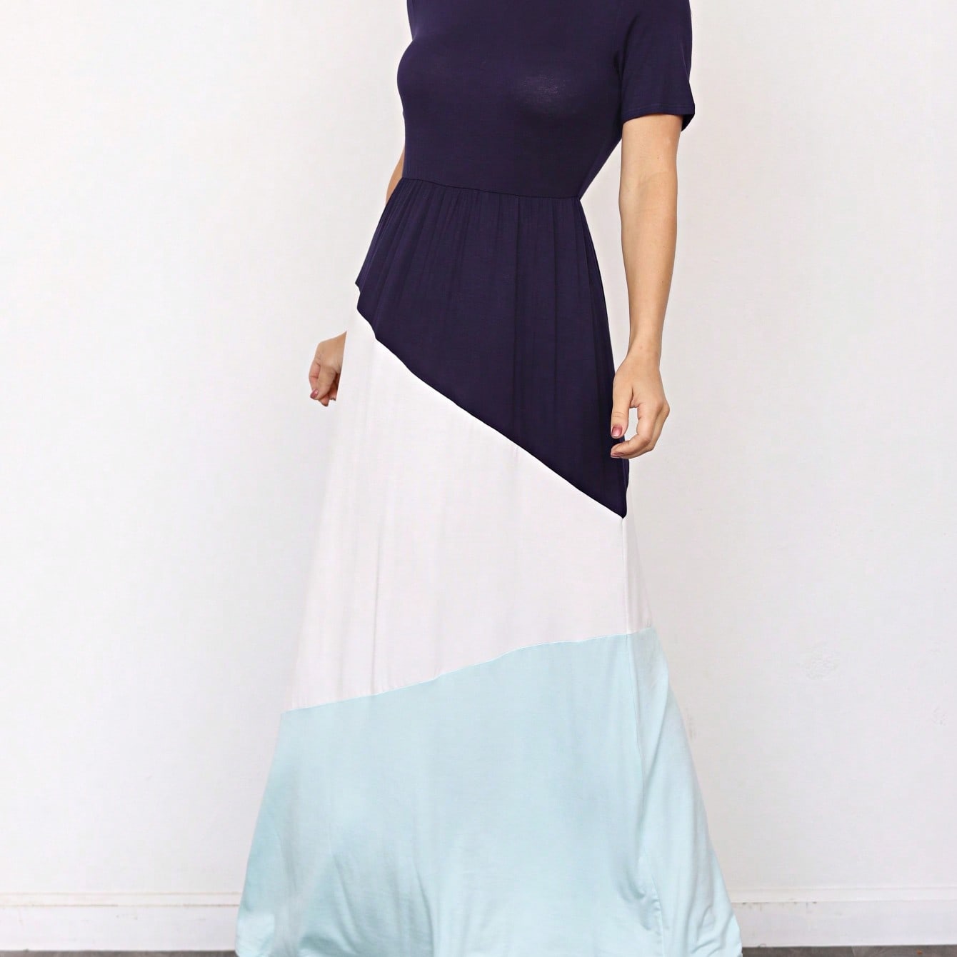 Elegant Stripe Maxi Dress With Side Pockets Versatile Summer Dress For Women