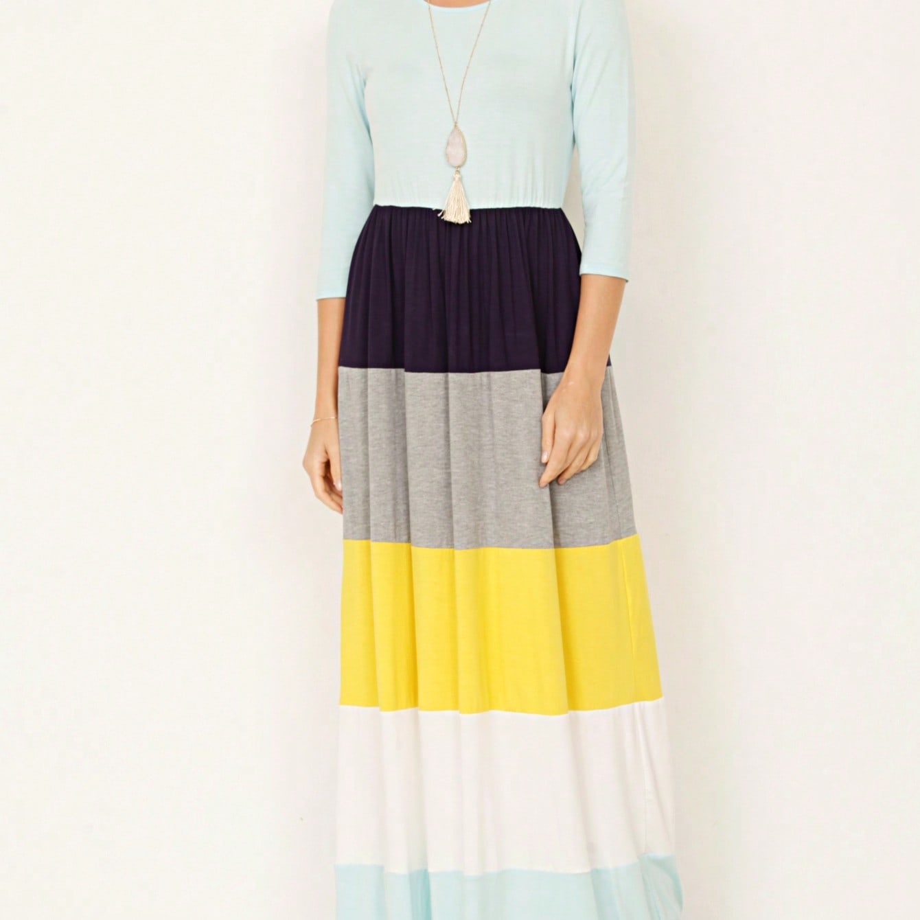 Elegant Stripe Maxi Dress With Side Pockets Versatile Summer Dress For Women