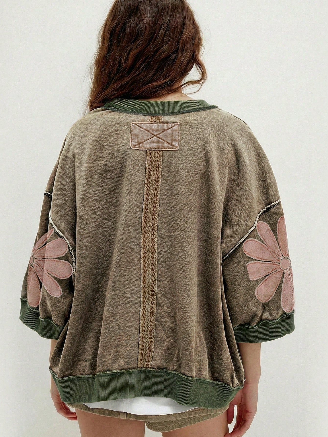 Boho Retro Cotton Mix  Drop Shoulder Mineral Acid Washed Oversized  Raw Seam Patchwork Flower Patched 3/4 Sleeve Oversize Top