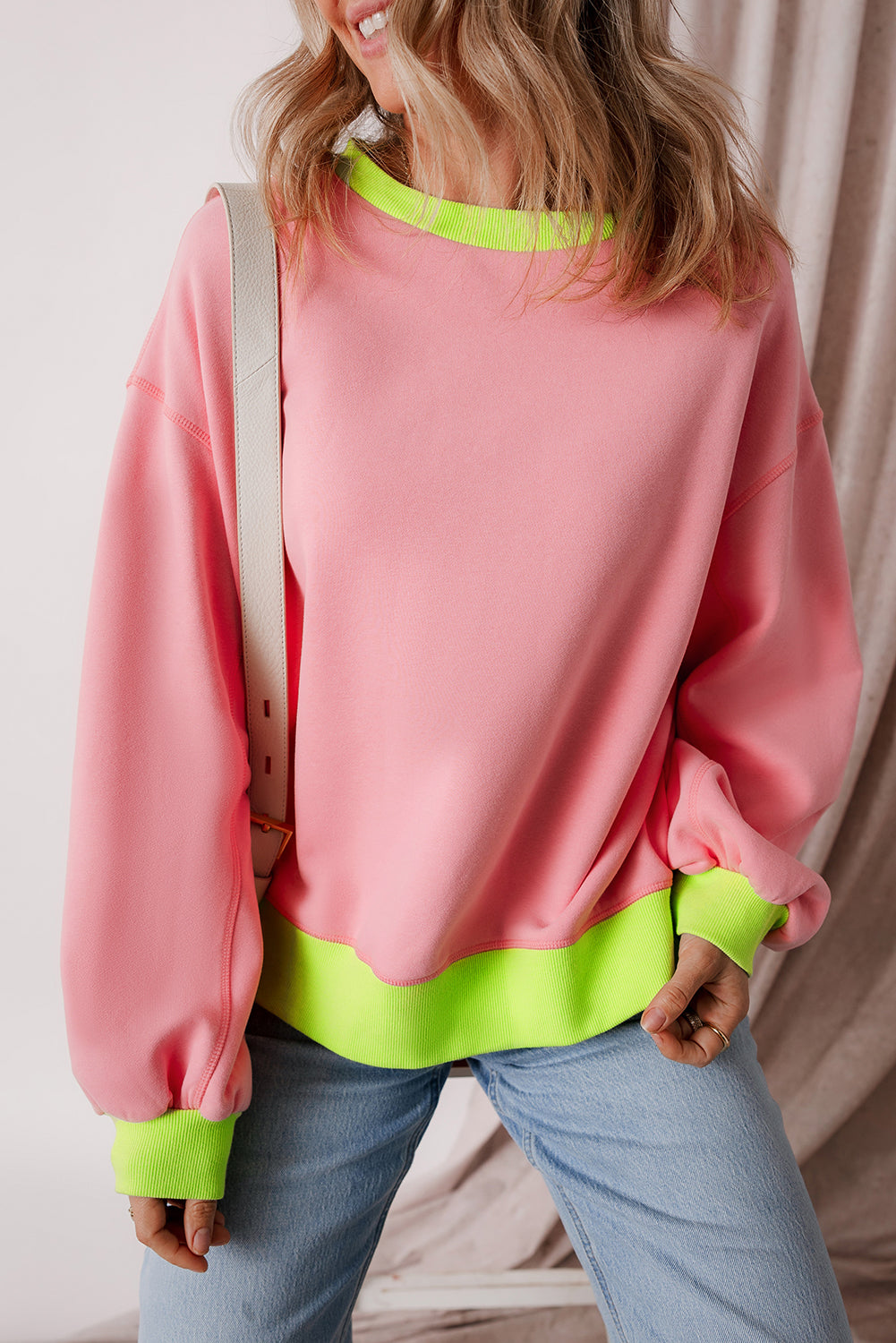 Blue Contrast Trim Bubble Sleeve Sweatshirt